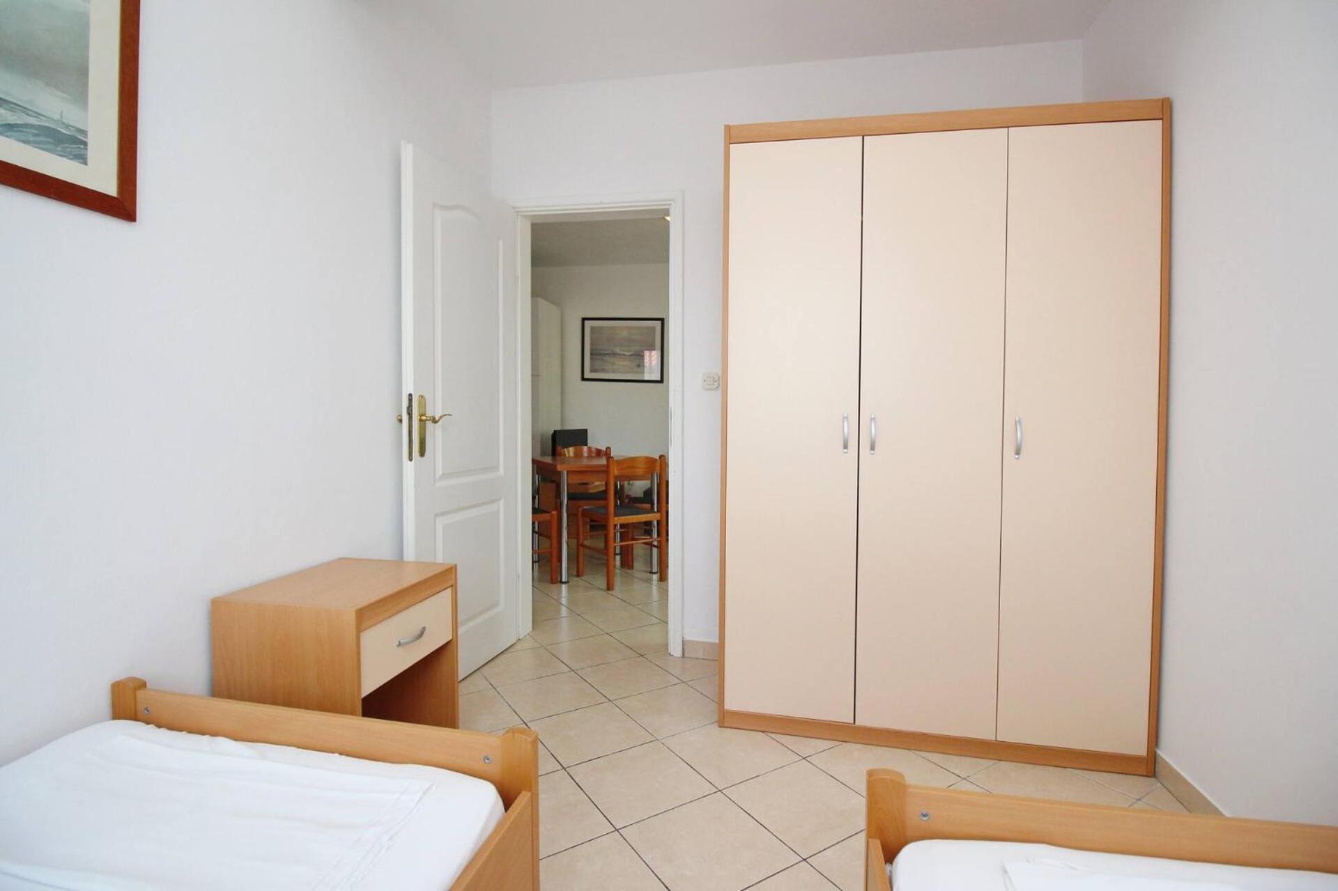 Apartments Lovincic Baška Exteriör bild