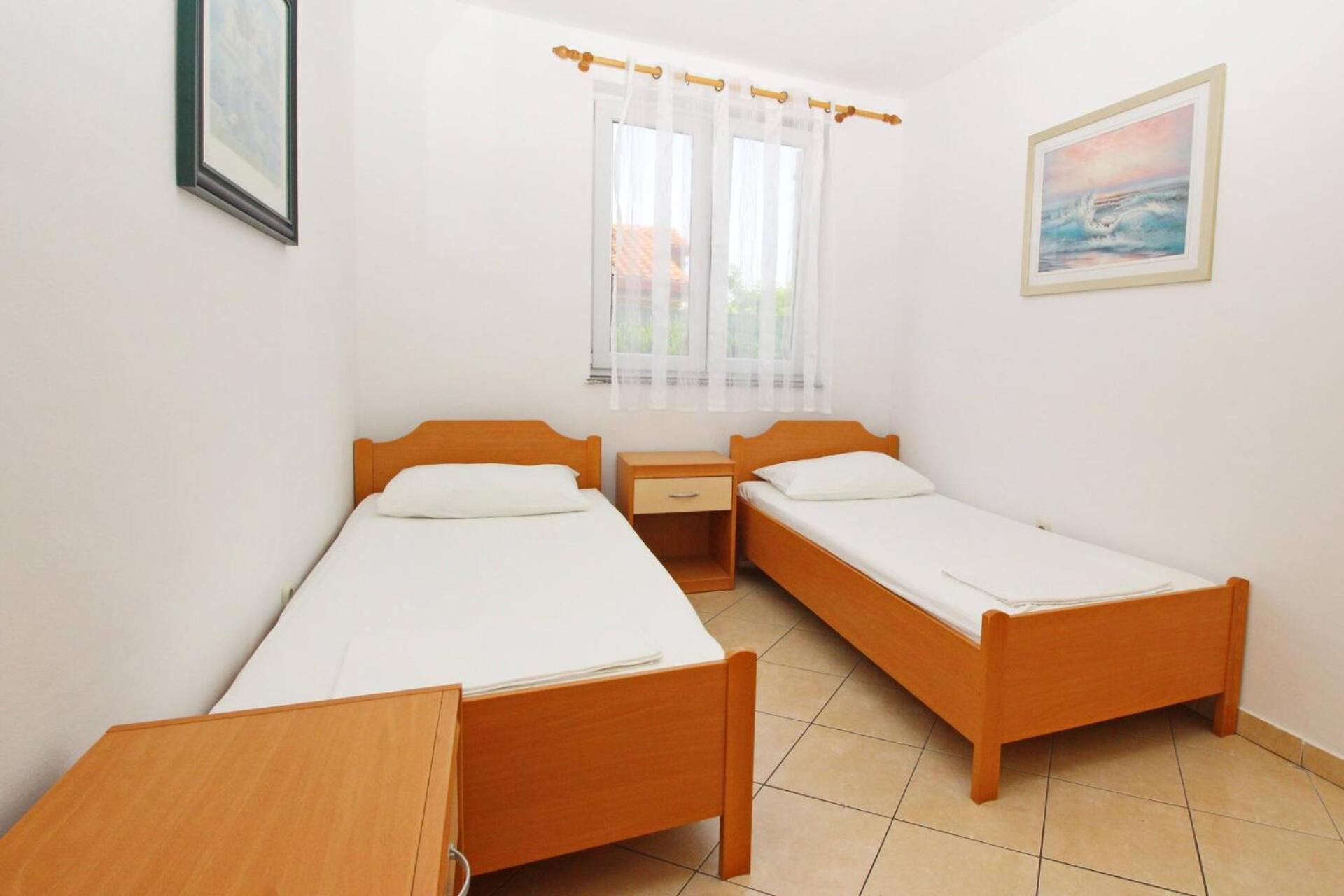 Apartments Lovincic Baška Exteriör bild
