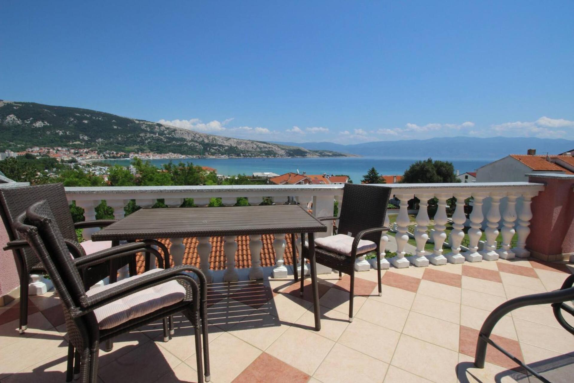 Apartments Lovincic Baška Exteriör bild