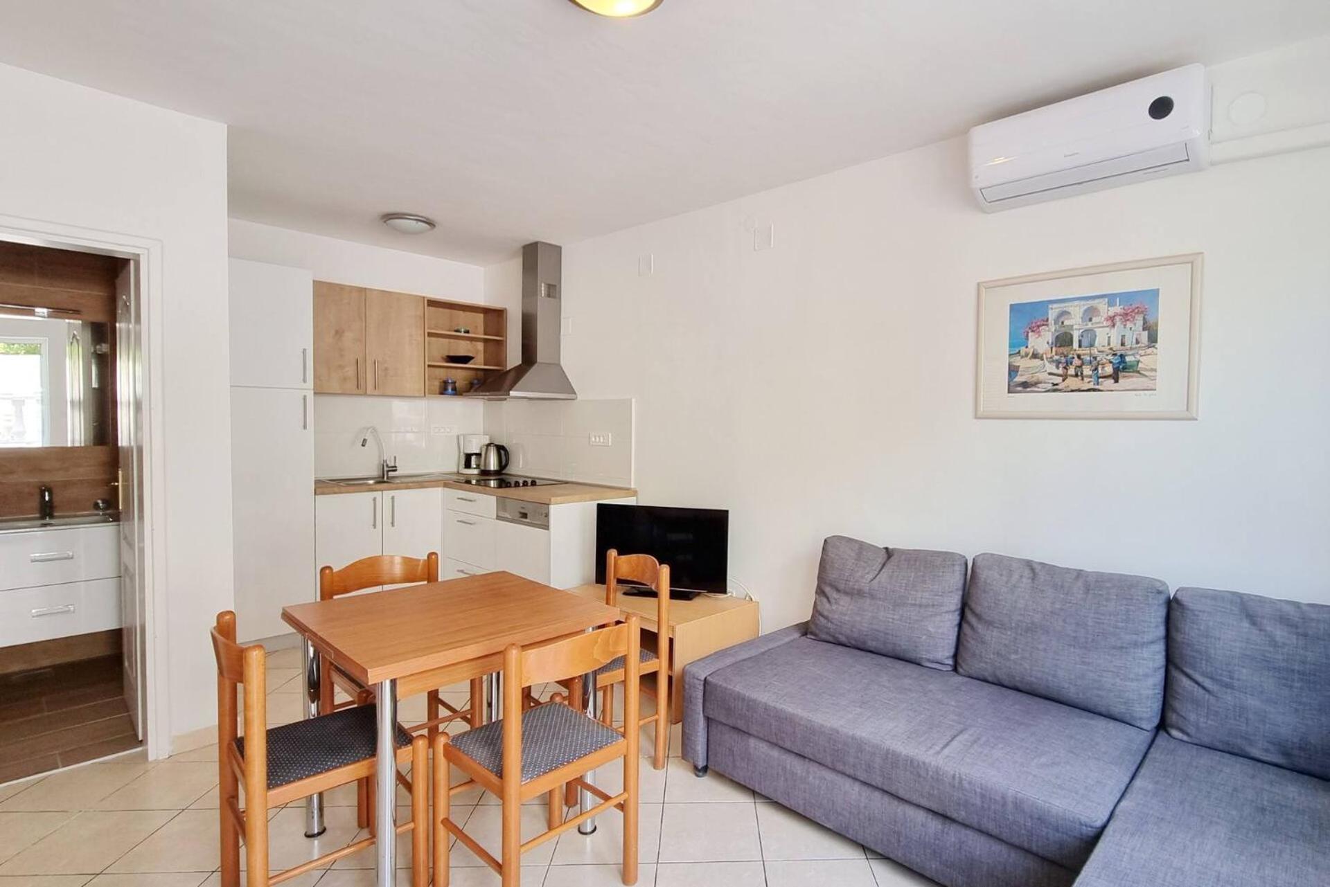 Apartments Lovincic Baška Exteriör bild