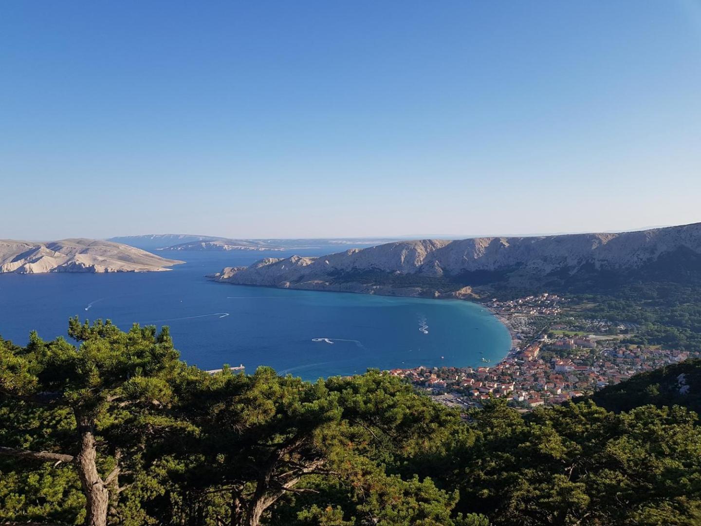 Apartments Lovincic Baška Exteriör bild