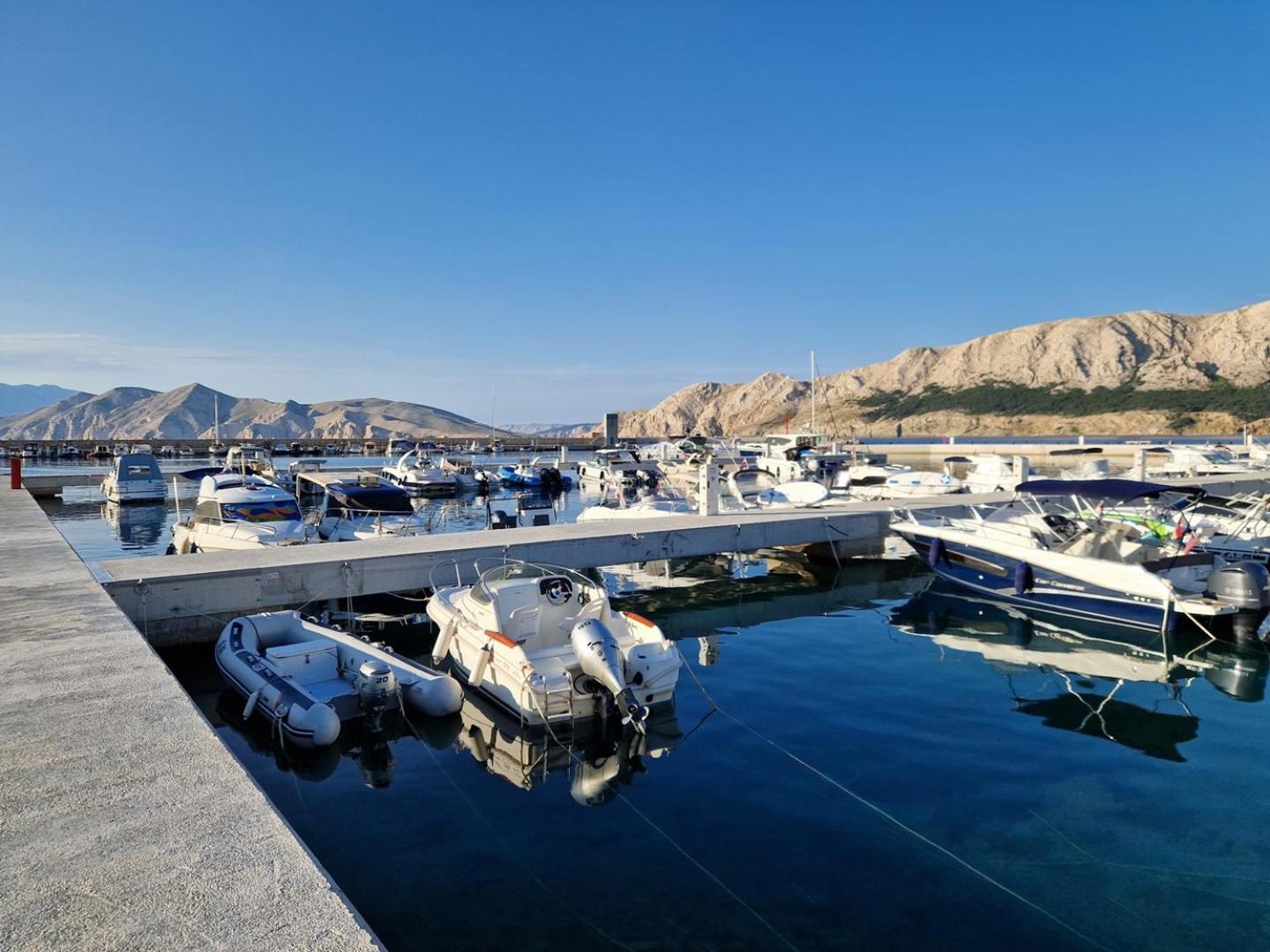 Apartments Lovincic Baška Exteriör bild
